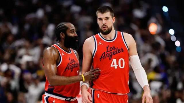 娱乐平台-是时候离开了！一老一小的发挥让祖巴茨尴尬，东部2队有意交易他