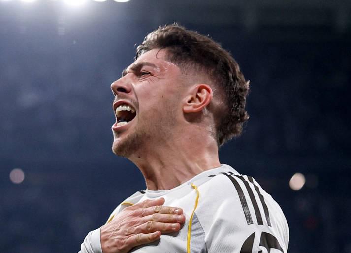 官方网站-巴尔韦德vs曼城数据：完成帽子戏法，4抢断+3解围+1拦截