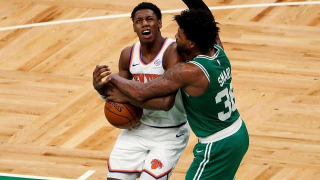 开云娱乐-巴雷特投篮稳定性显著提升 尼克斯却依旧难求一胜